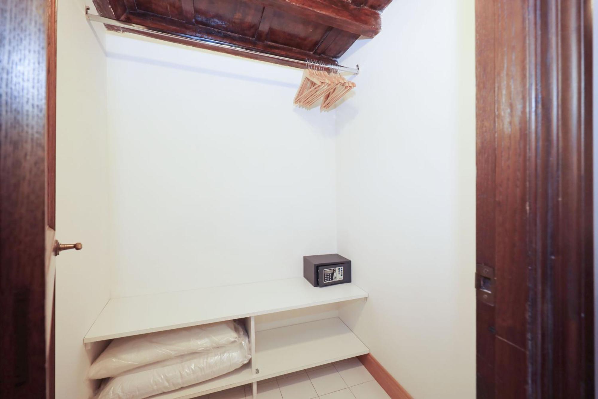 Golden Pantheon Rooms روما المظهر الخارجي الصورة